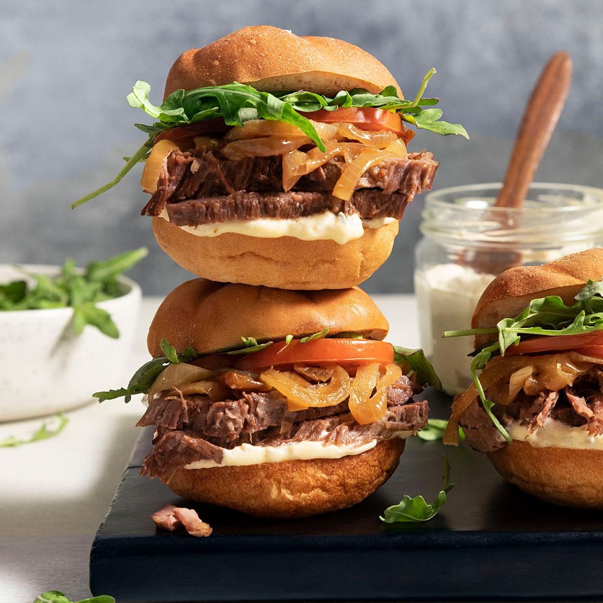 Brisket Sliders With Caramelized Onions Exps Ft24 154407 St 0131 13