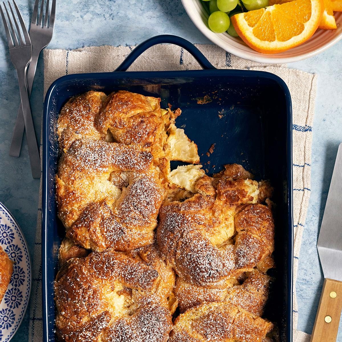 Croissant Baked French Toast Exps Ft24 190126 St 0314 2