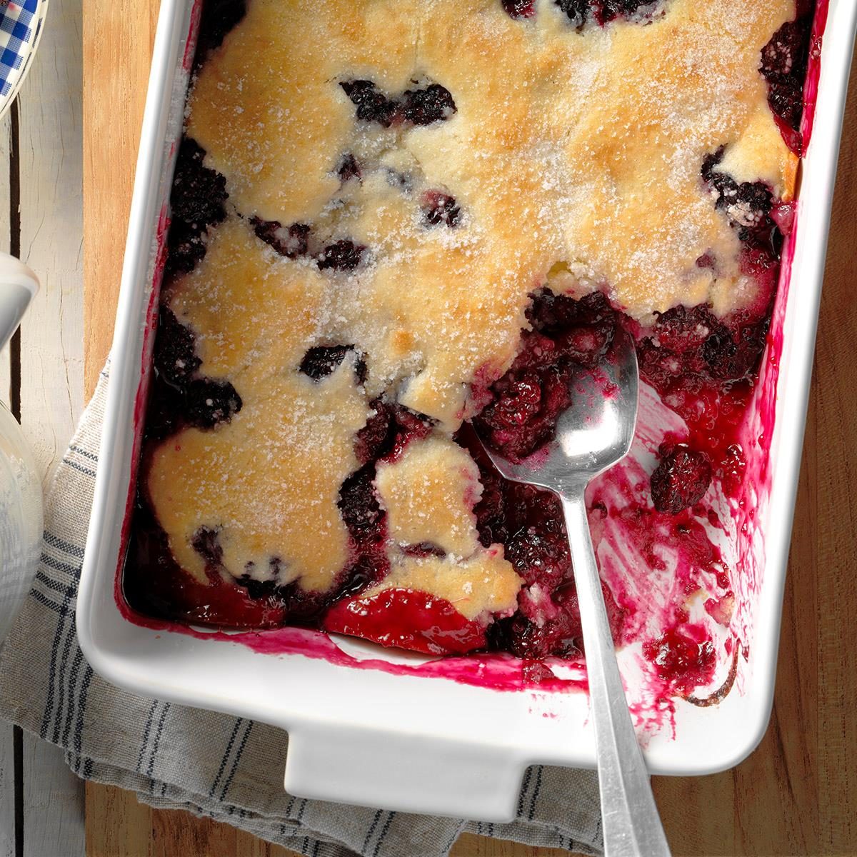 Healthy Blackberry Cobbler Exps Qebz20 17593 B01 28 4b