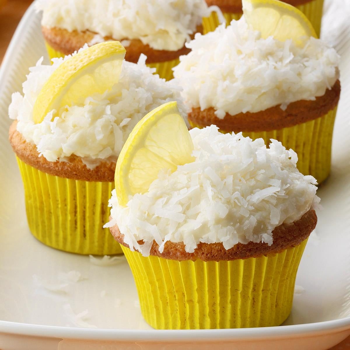 Lemon Coconut Cupcakes Exps Tohjj22 36300 Dr 01 20 3b