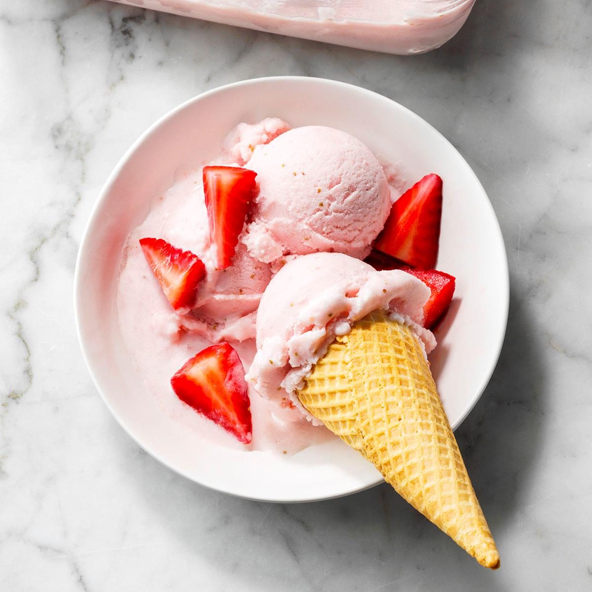 Strawberry Gelato Exps Toham25 212175 P2 Md 04 18 7b