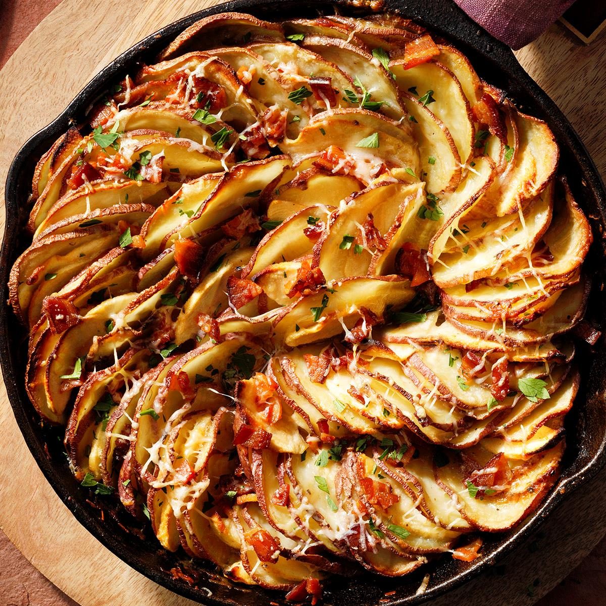 Granny S Apple Scalloped Potatoes Exps Tohon22 252371 P2 Md 05 19 12b