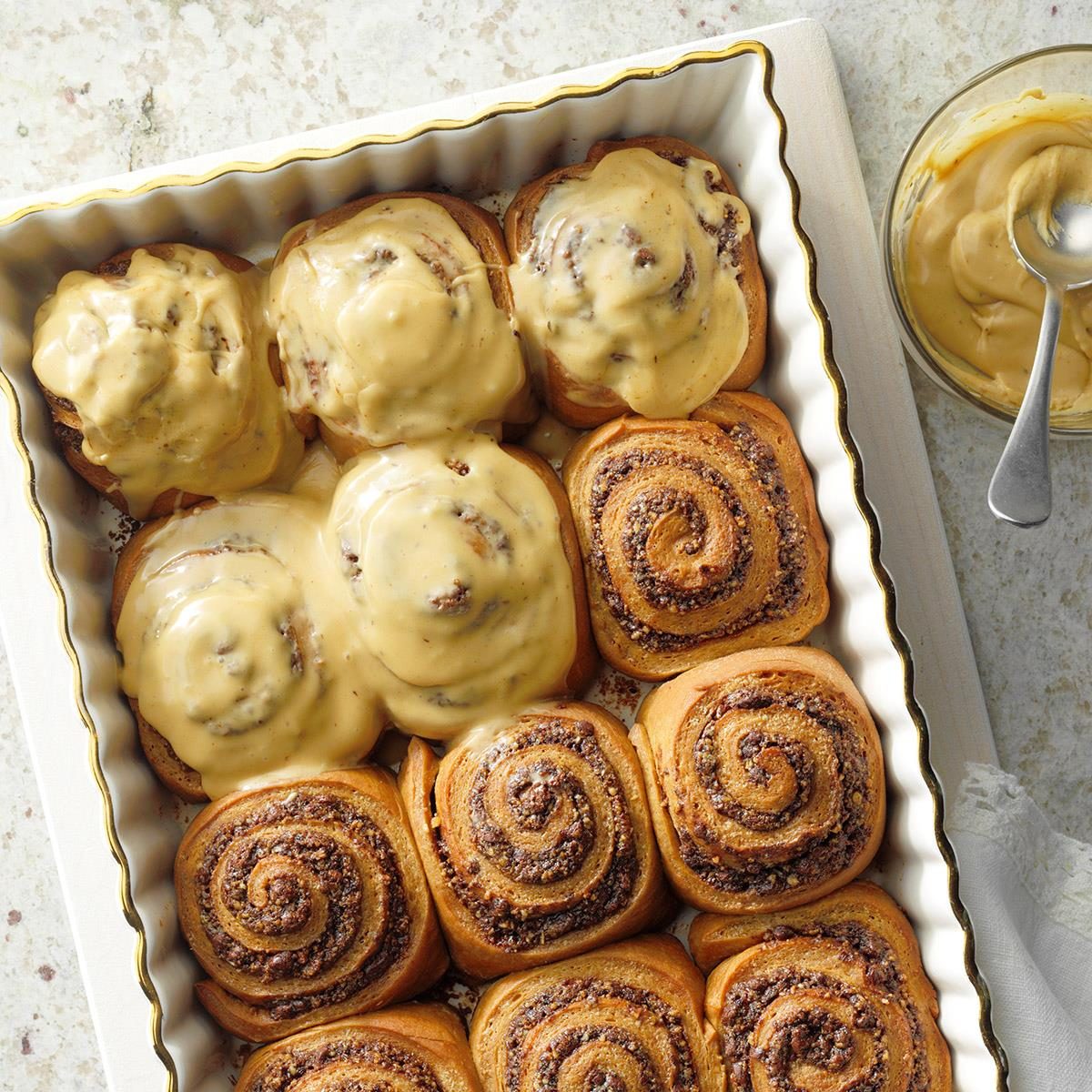 Mocha Cinnamon Rolls  Exps Tohca21 249193 E04 02 6b