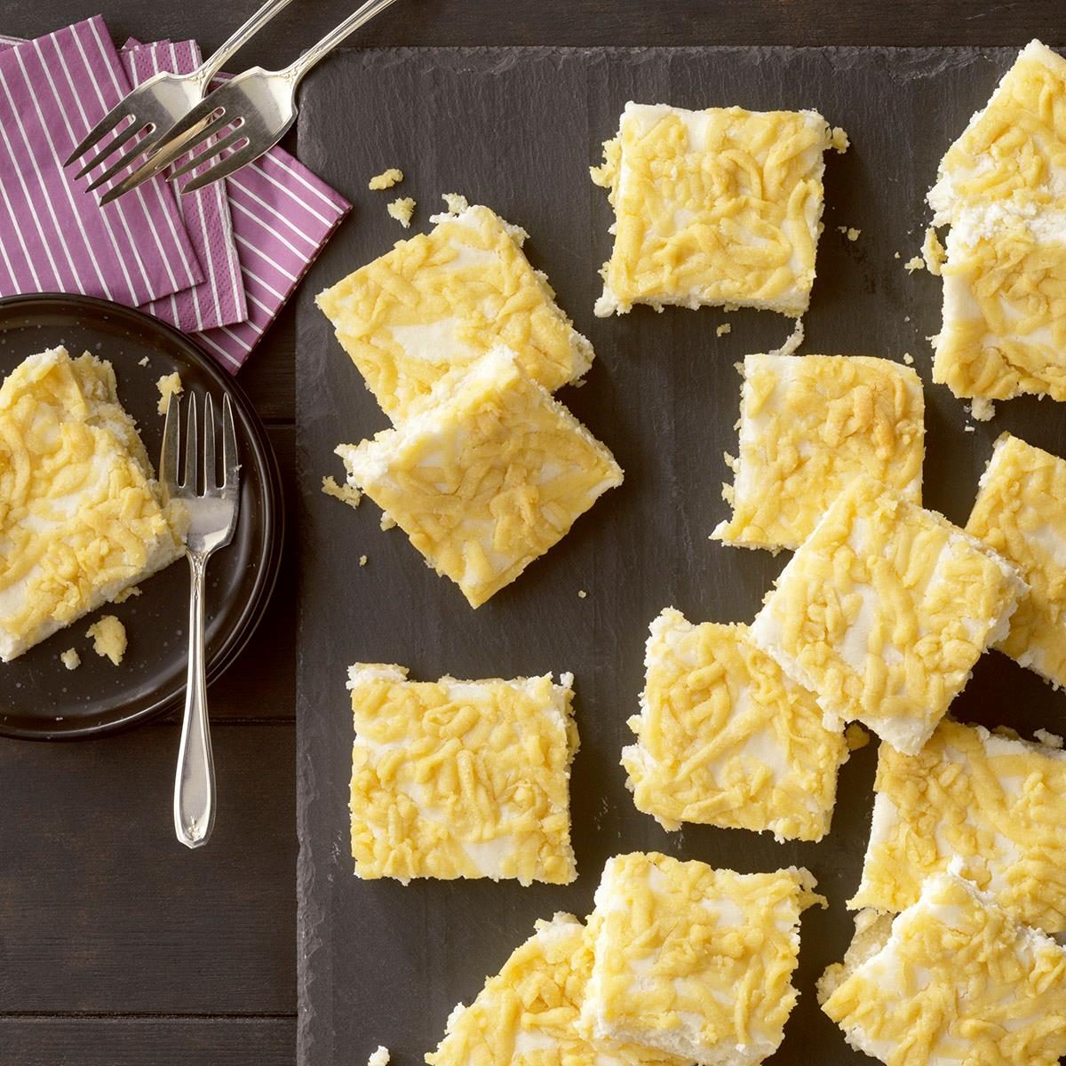 Italian Cream-Filled Cake