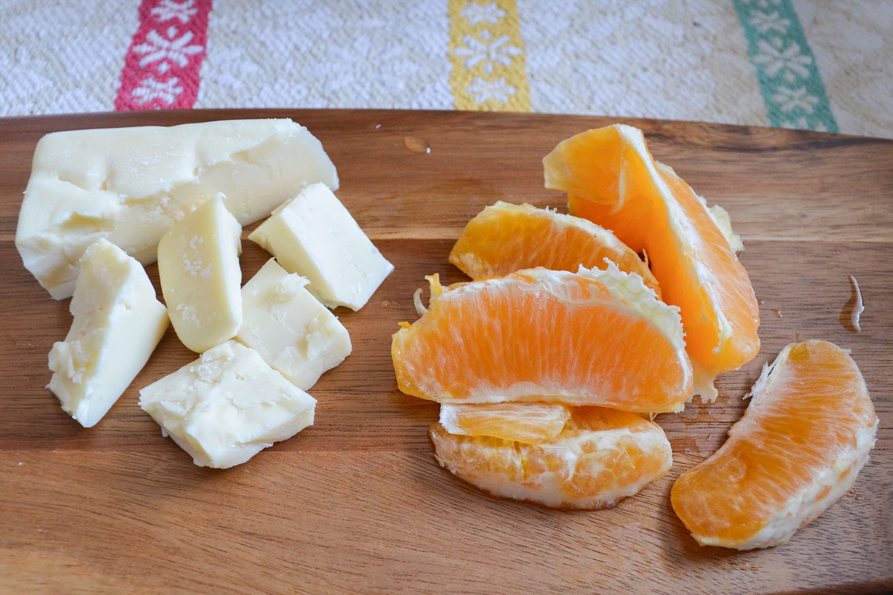 Oranges and cheese cubes
