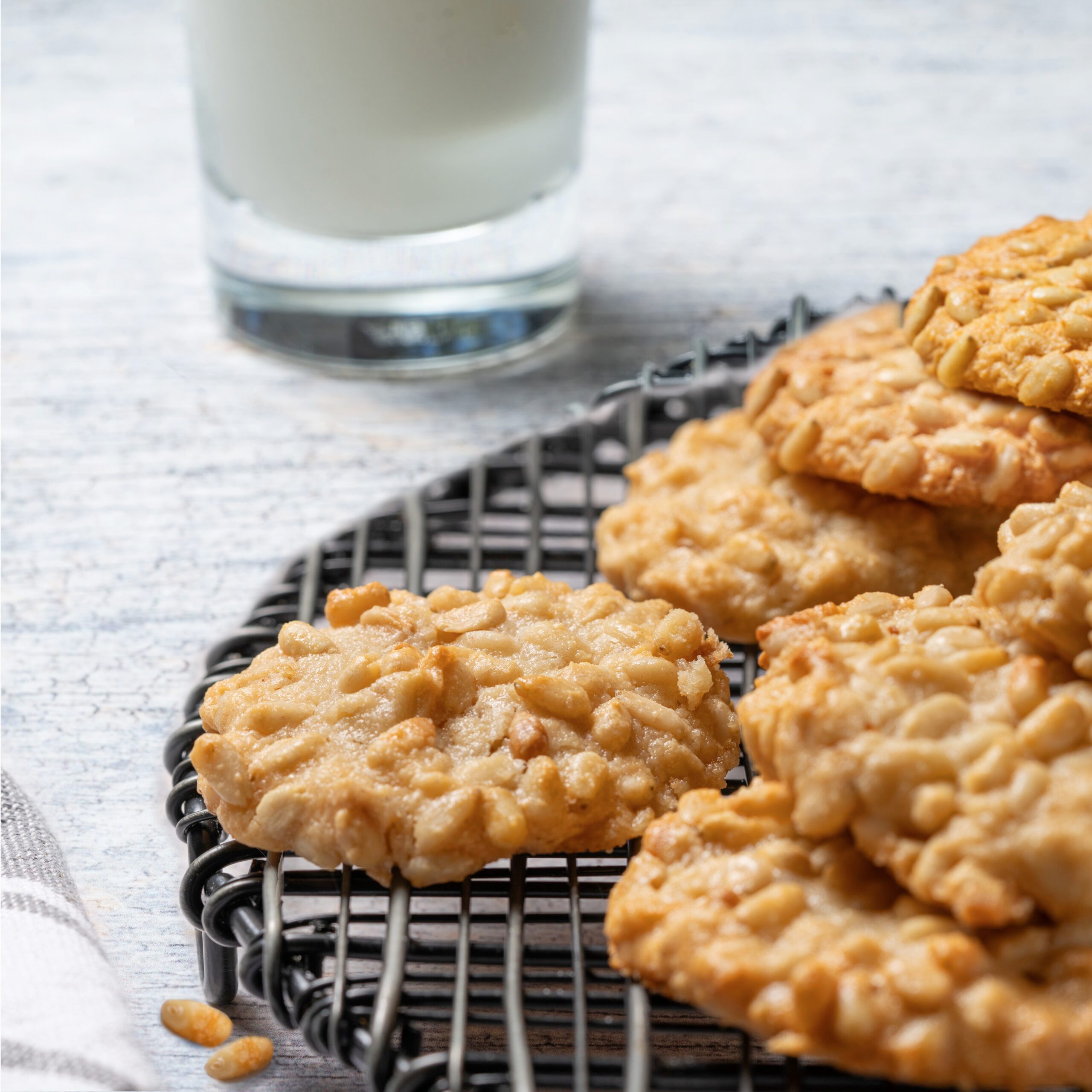 Pignoli Cookies Exps Tohd24 2028215 Orlycatz