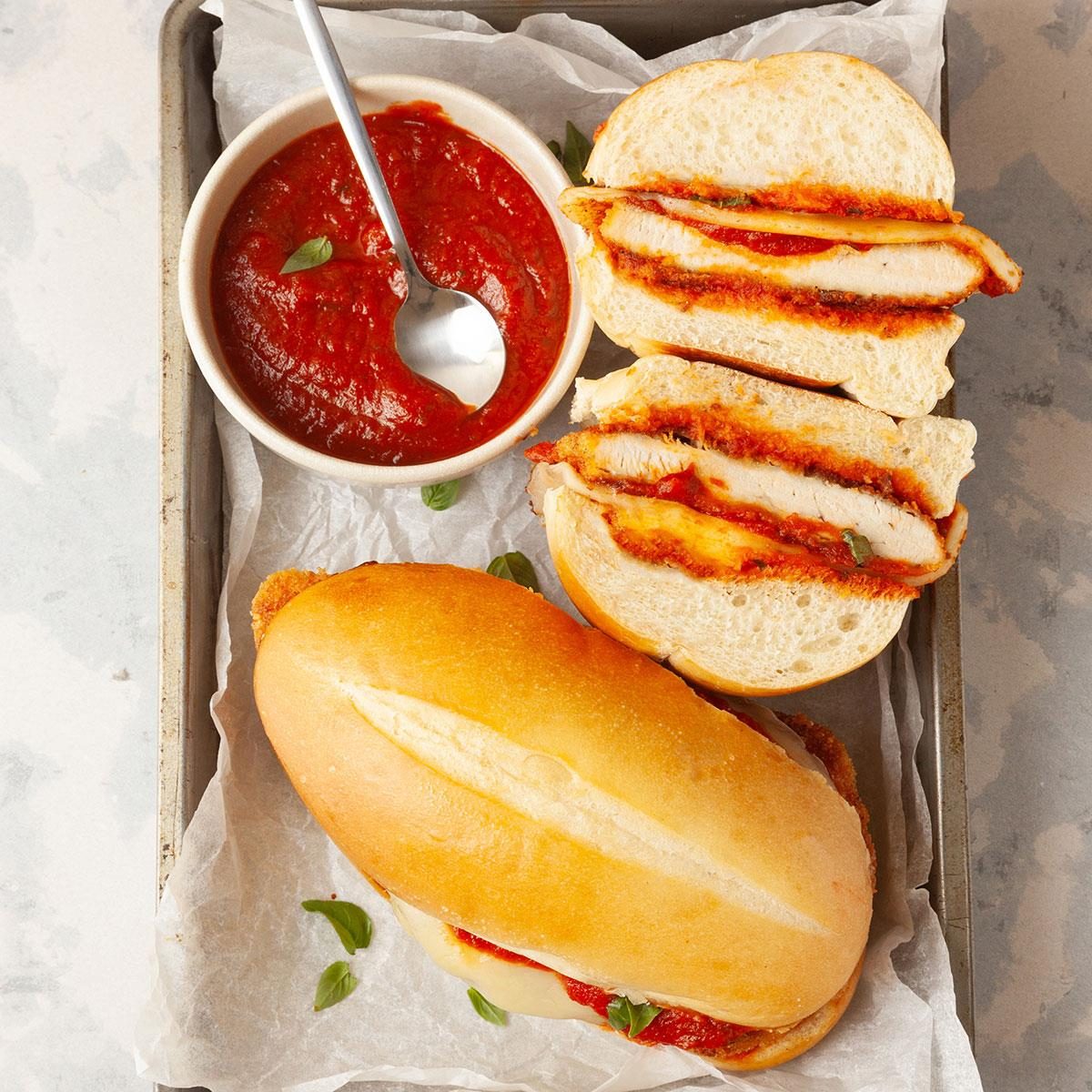 Chicken Parm Sandwich Exps Tohd24 38331 Sarahtramonte 5