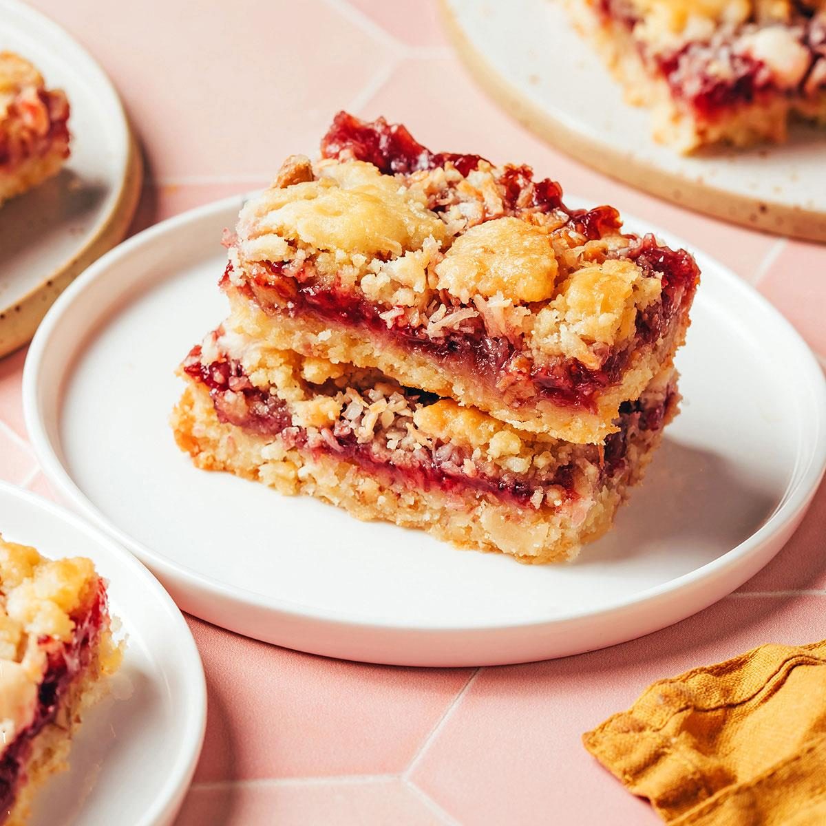 Coconut Raspberry Bars Exps Tohd24 13952 Anastanciu 9