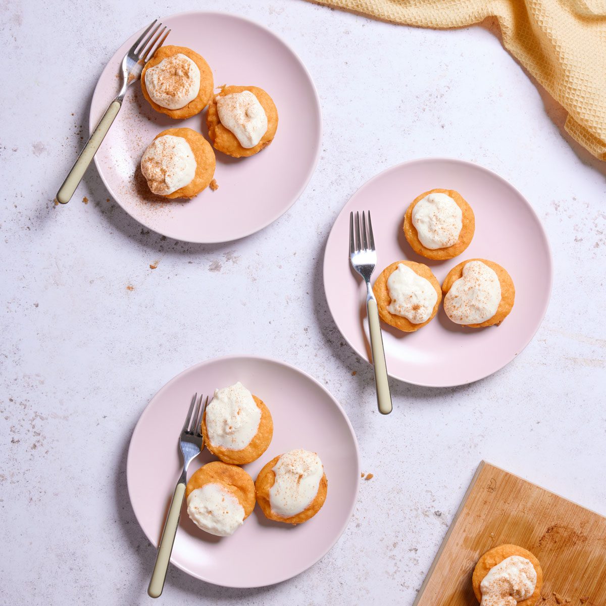 170555 Mini Pumpkin Cheesecakes
