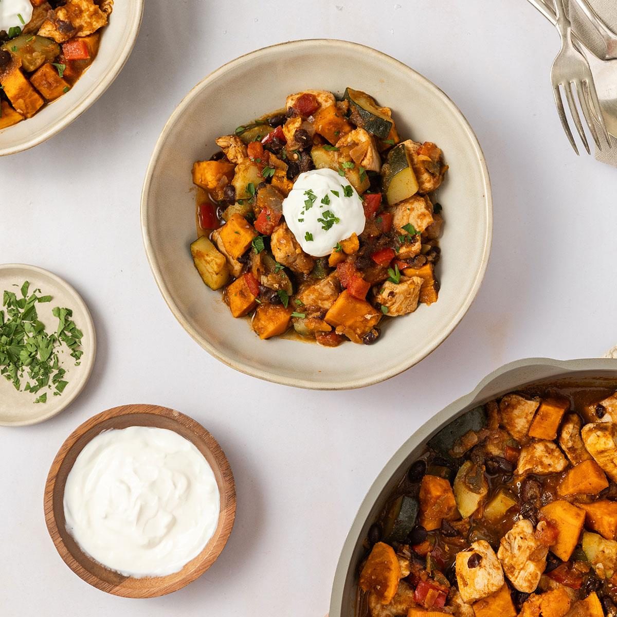 Chicken Sweet Potato Skillet Exps Tohd24 245484 Leticiaalmeida 04