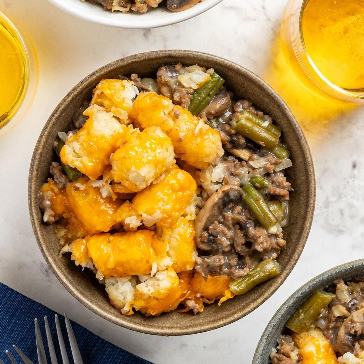 Slow Cooker Tater Tot Casserole Exps Tohd24 207064 Erickleinberg 4