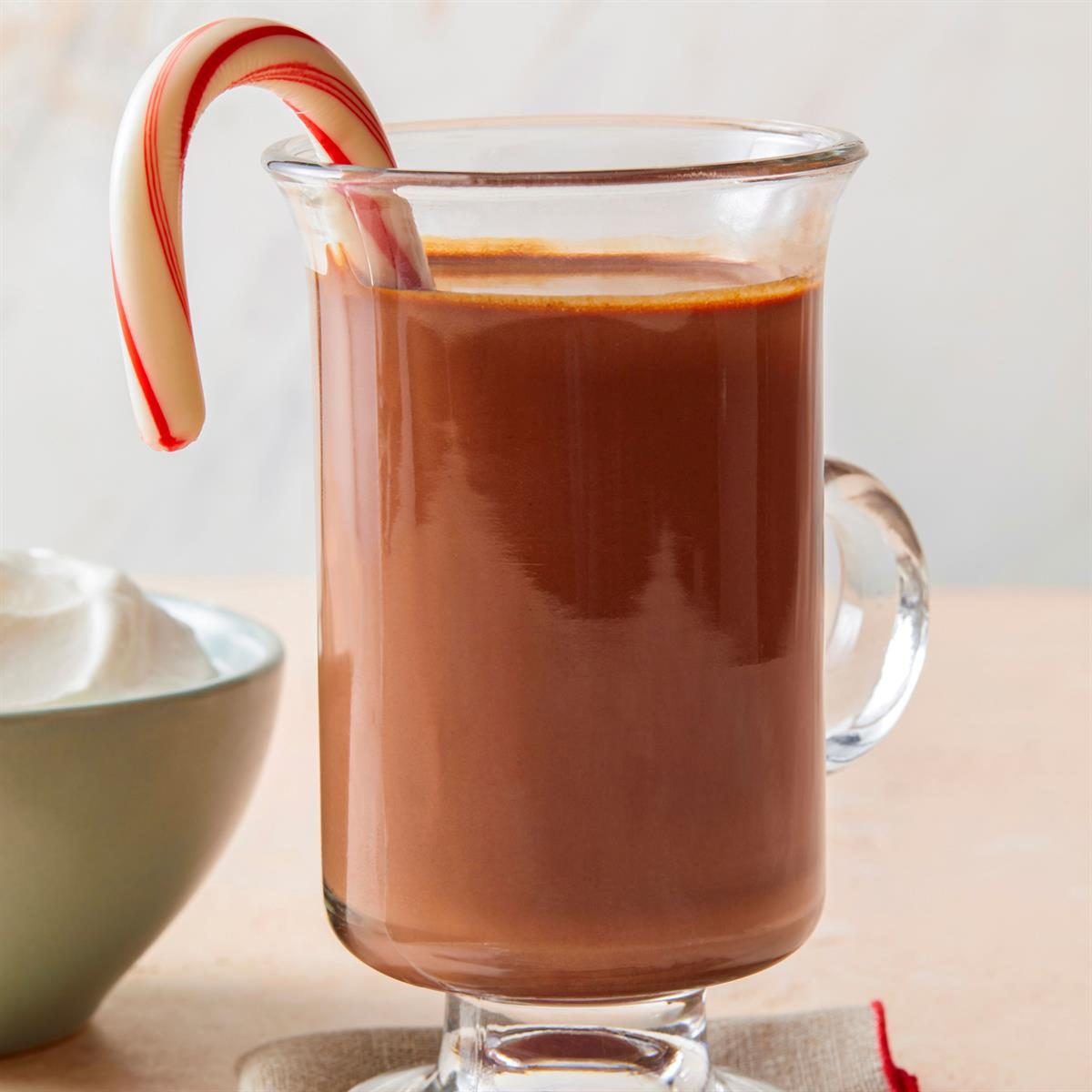 Rich Peppermint Hot Chocolate Exps Tohcom24 278544 Dr 11 21 24b