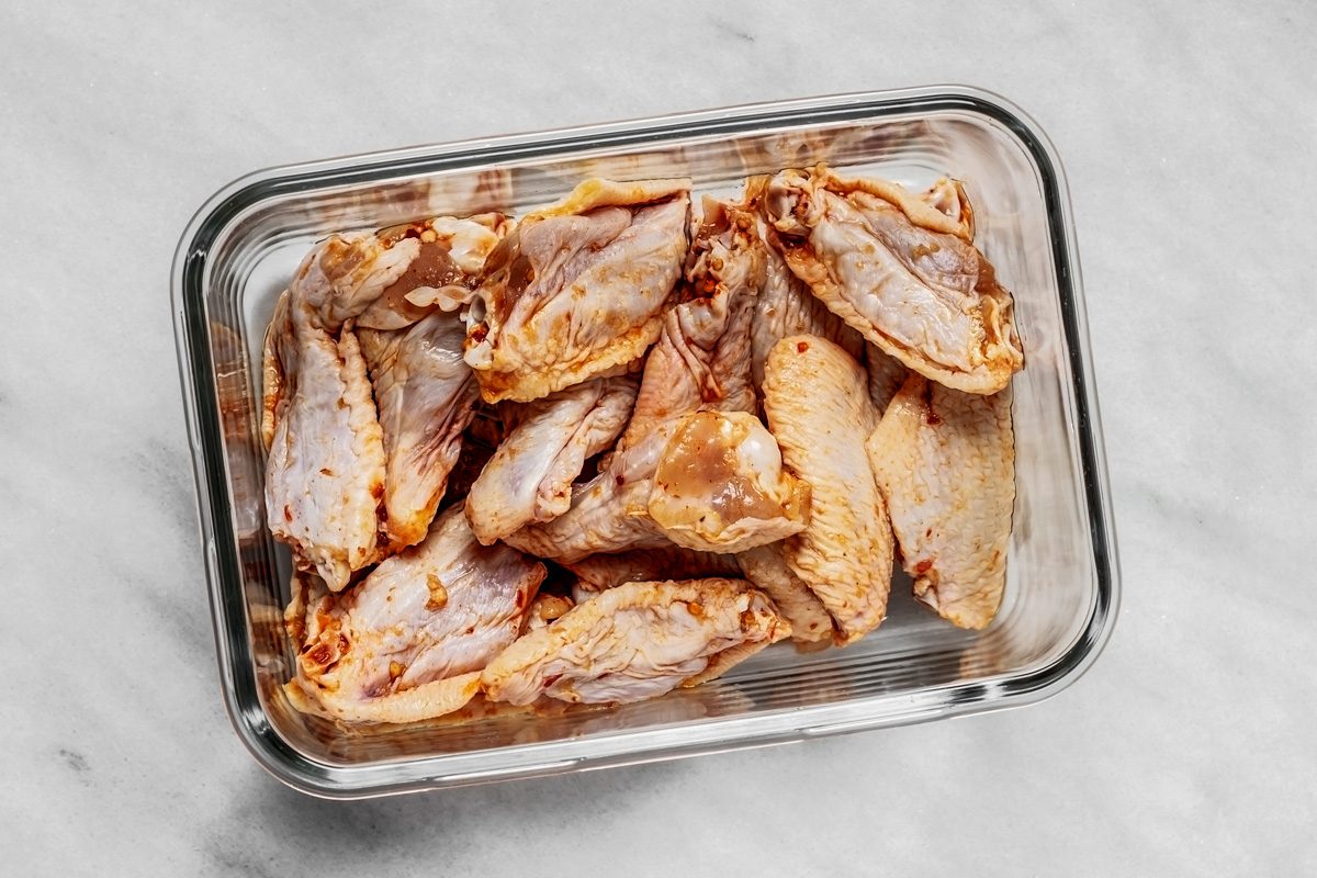 5 Foods You Shouldn't Microwave - chicken wings 