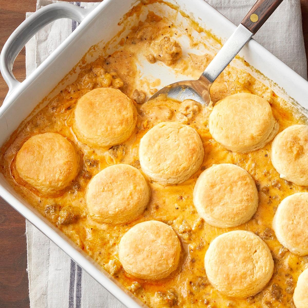 Best Biscuits And Gravy Casserole Exps Tohcom 103012 Dr 12 11 15b