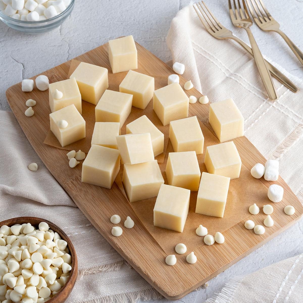 Holiday White Chocolate Fudge Exps Tohd24 34560 Alejandromonfort 9