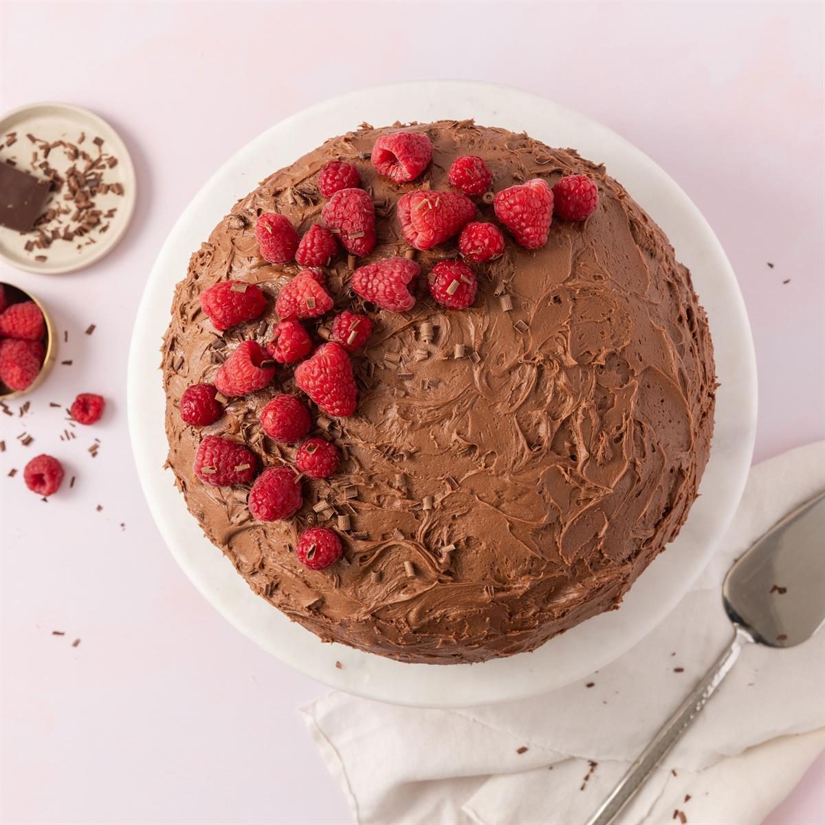 Chocolate Raspberry Cake Exps Tohd24 37105 Leticiaalmeida 11