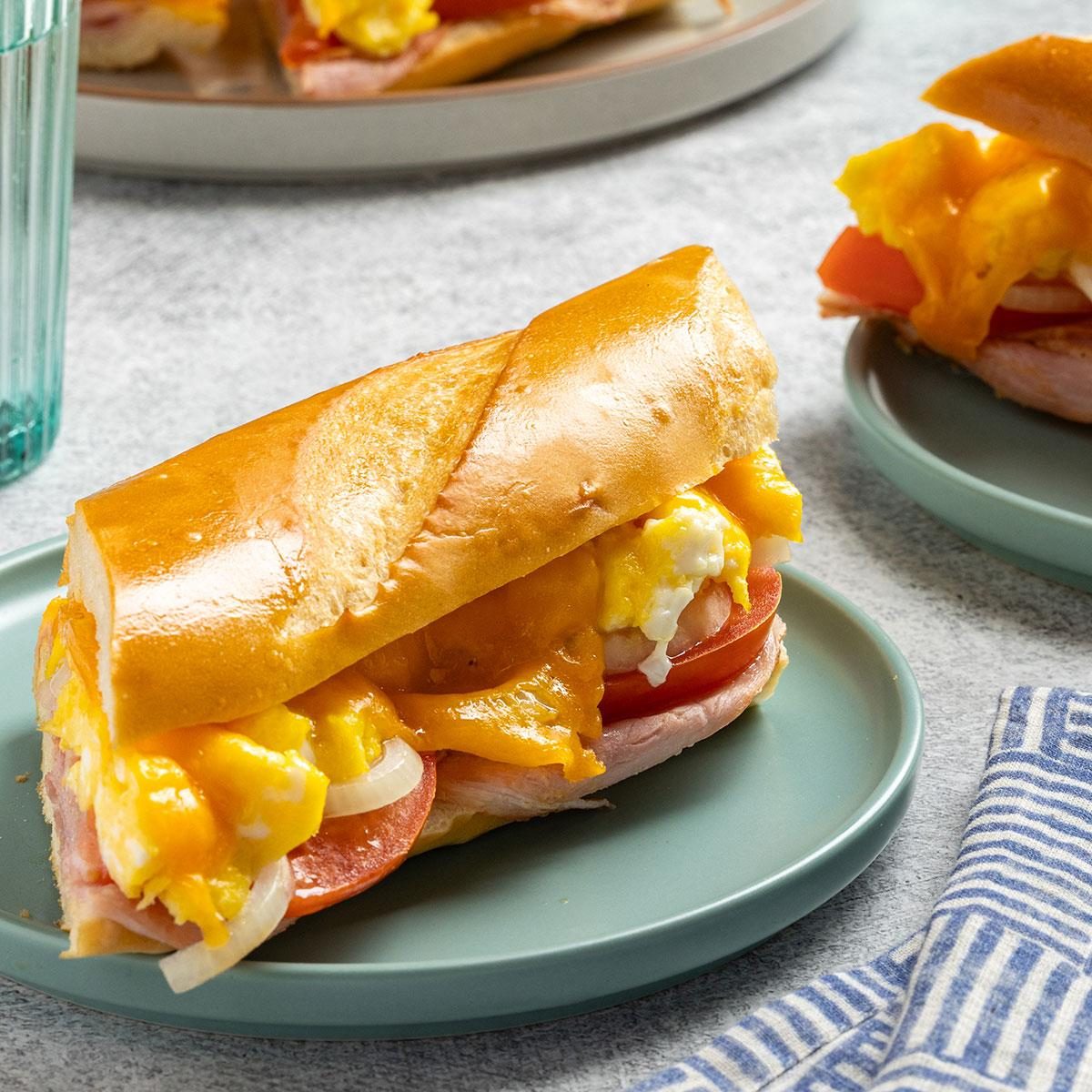 Ham N Egg Sandwich Exps Tohd24 17459 Erickleinberg 6
