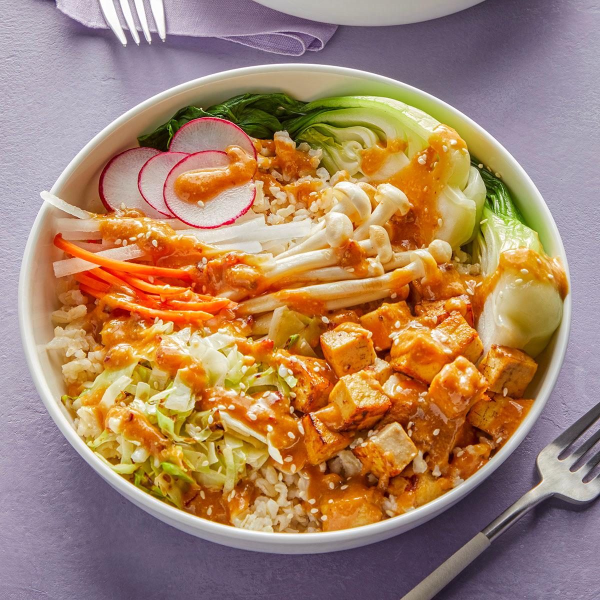 Tofu Veggie Buddha Bowl With Miso Dressing Exps Tohsummer25 277698 Dr 01 28 04b