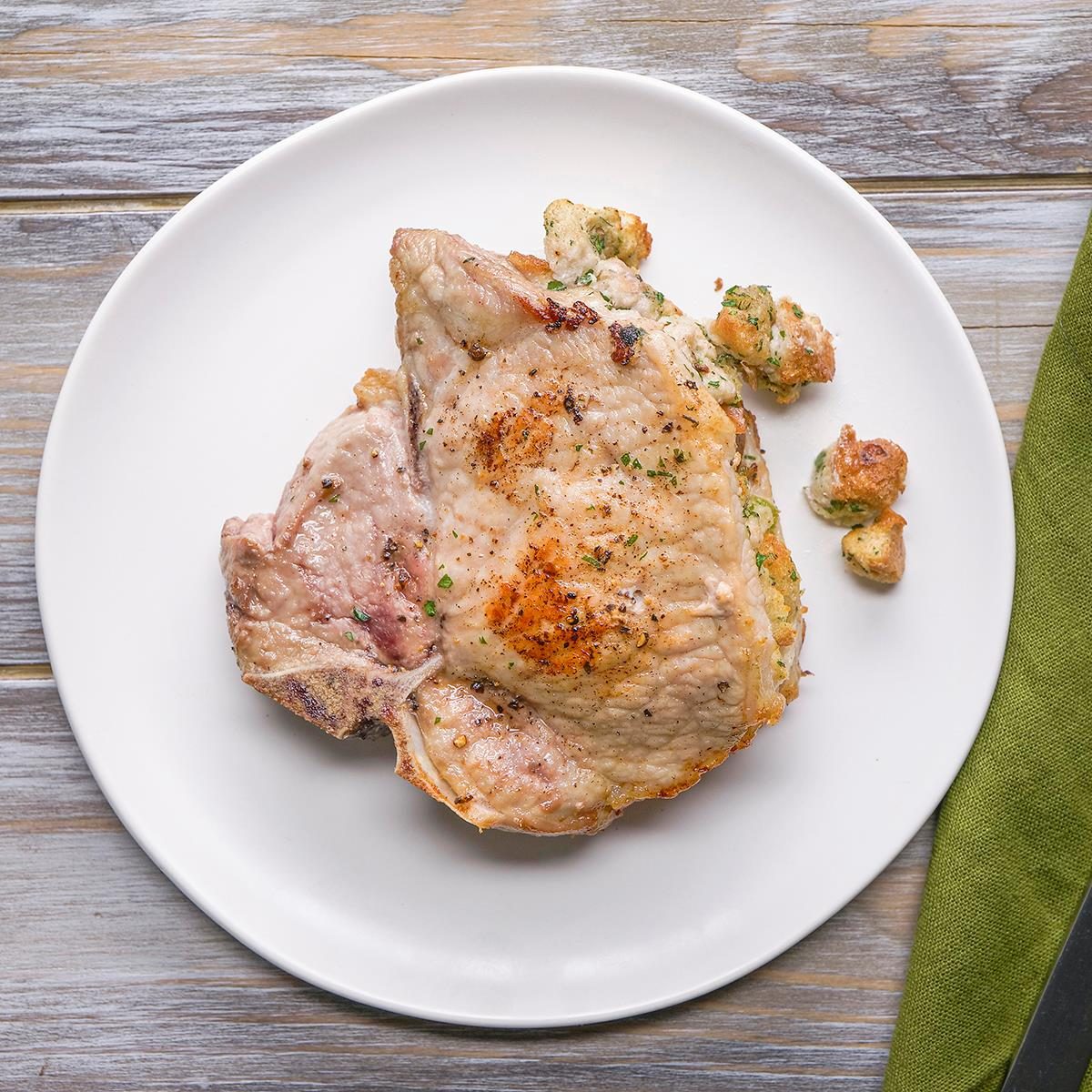 Air Fryer Stuffed Pork Chops Exps Tohvp25 246481 Mf 04 10 2