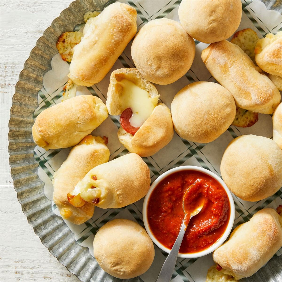 Pepperoni Rolls Exps Ft25 103583 Ec 0418 1