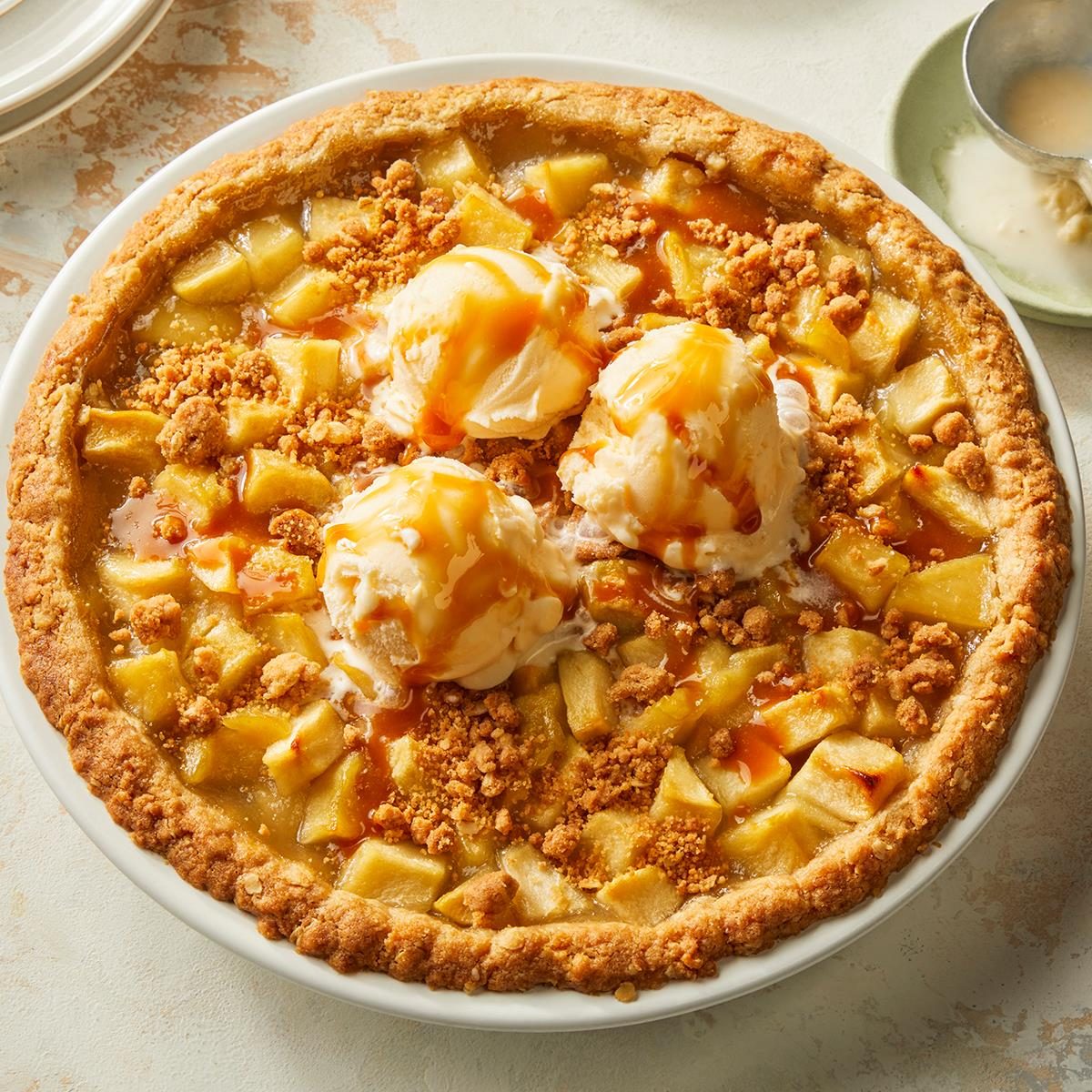 Favorite Dutch Apple Pie Exps Tohfall25 9010 Dr 05 20 04b