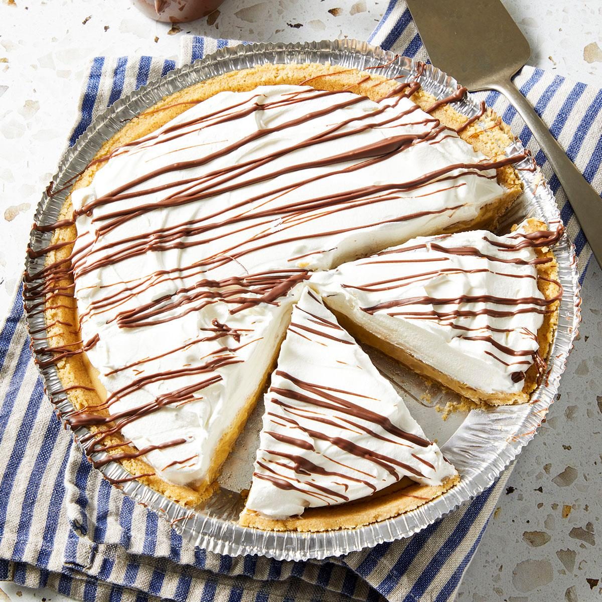 Peanut Butter Pudding Pie Exps Ft25 20935 Ec 0502 1