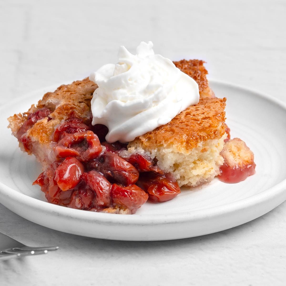 Cherry Pudding Cake Exps Tohd25 1597 Christinema 4