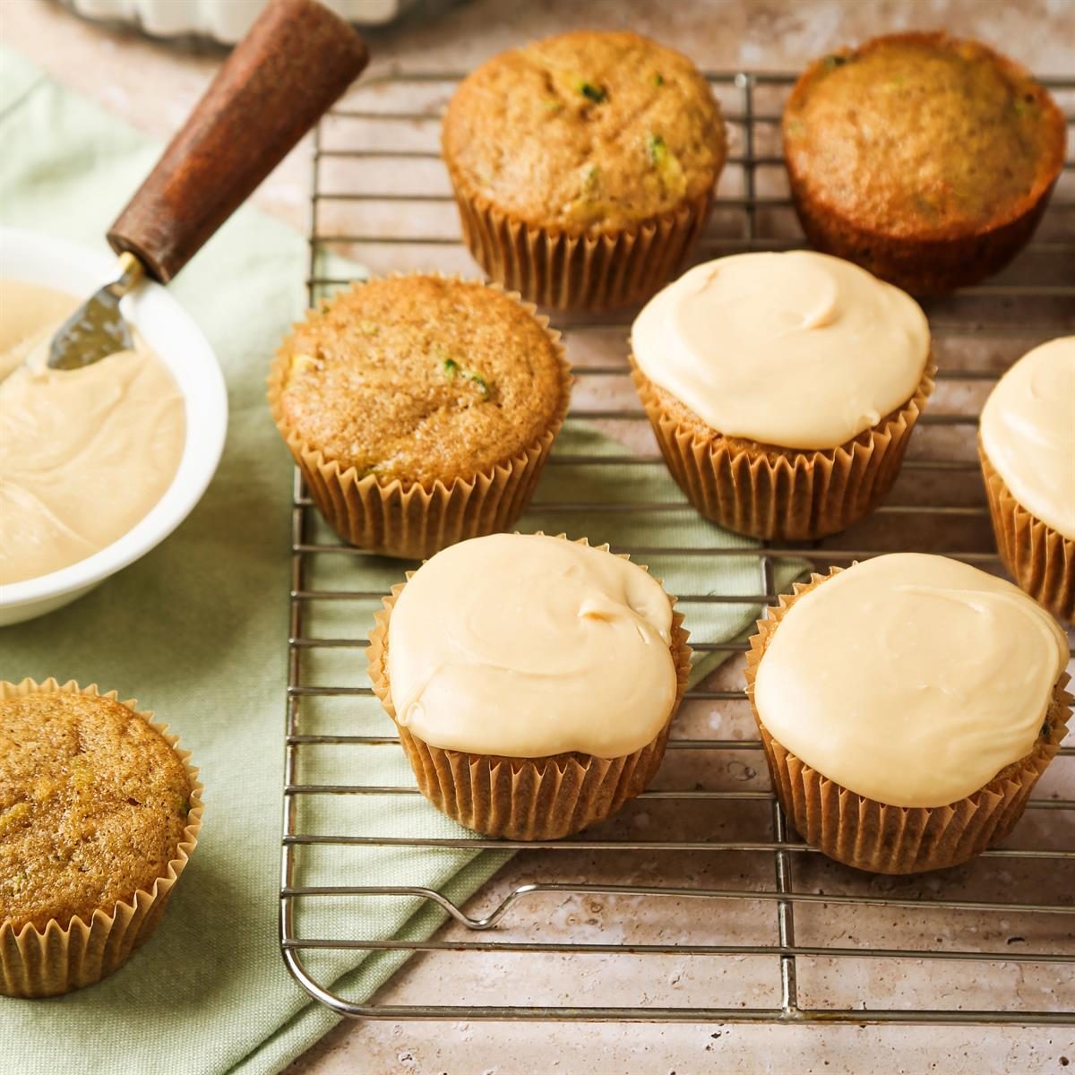 Zucchini Cupcakes Exps Tohd25 7178 Jonathanmelendez 07