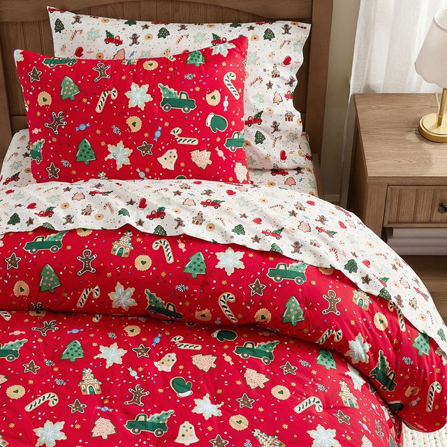 Gingerbread Cookie Comforter And Sham