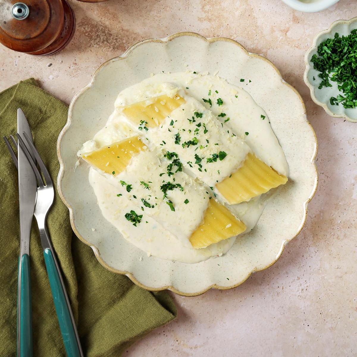 Crab Stuffed Manicotti Exps Tohd25 47190 Jonathanmelendez 05