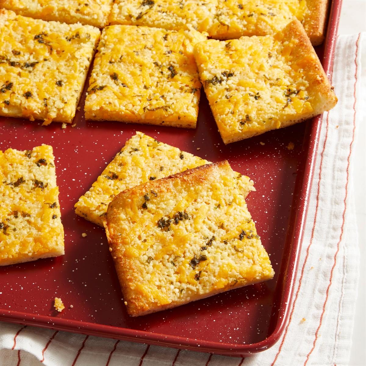 Garlic Cheese Flatbread Exps Ft25 86768 Ac 0711 1
