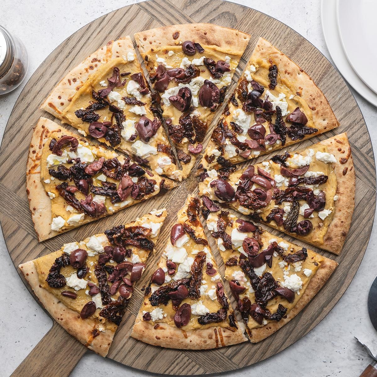Hummus Pizza Exps Tohvp25 61551 Mf 06 25 1